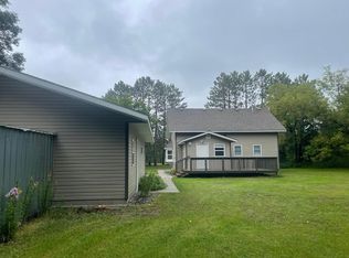 316 Cedar St E, Motley, MN 56466