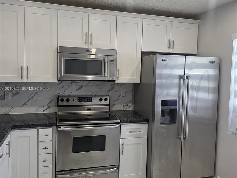 6119 NW 171st St #6116 — Photo 10