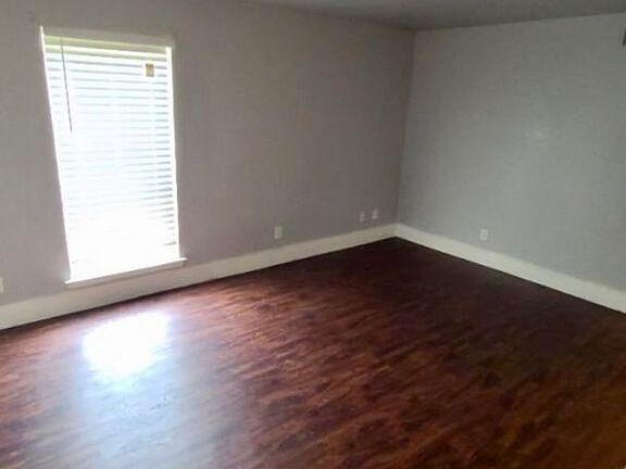3rd image of 6308 Woodmont Ct