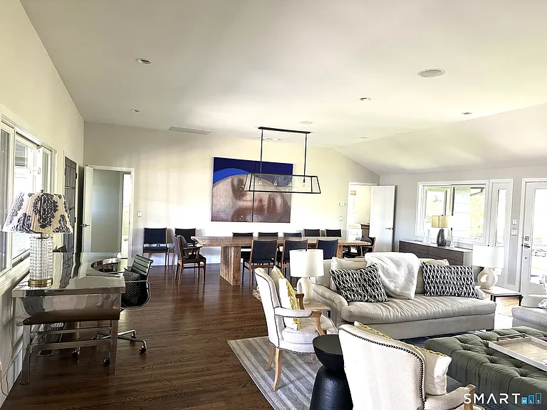 321 W Shore Rd — Photo 11