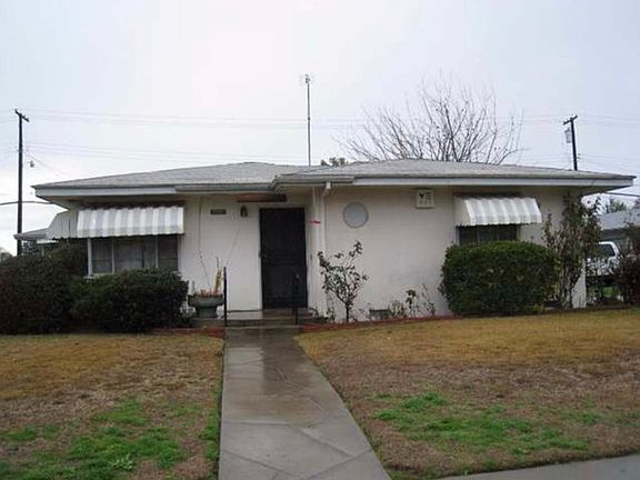 2nd image of 1905 Mayfair Dr W #A