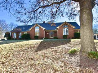 12 Brookstone Pl, Jackson, TN 38305