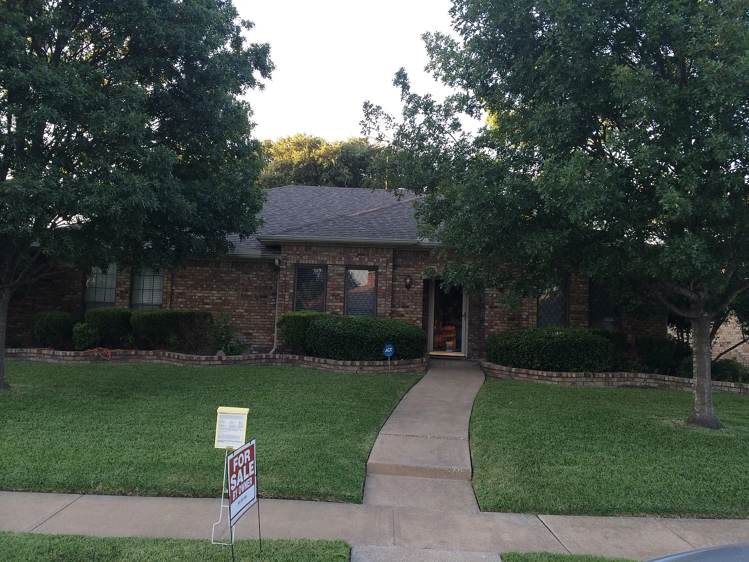 1215 Terrace Dr photo 1