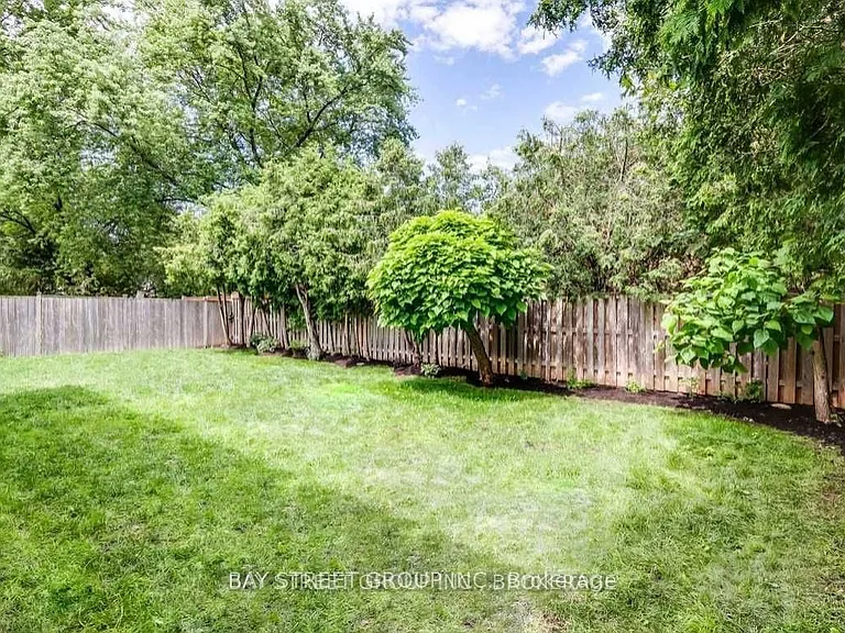2131 Sunnyvale Dr — Photo 16