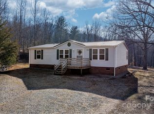 6118 Fox Gap St, Morganton, NC 28655