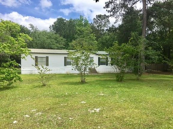 3rd image of 68474 Lester Dr