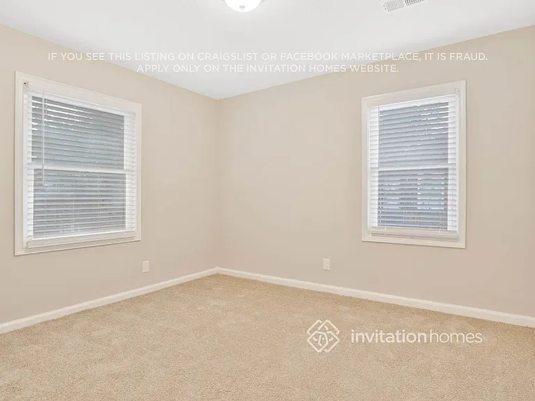 3025 Catalina Dr — Photo 16