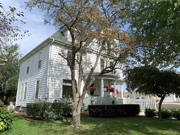 240 W Harrison St, Columbus, WI 53925