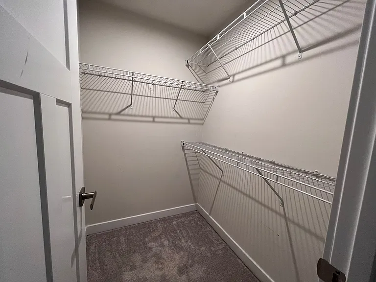 217 Stonehurst Dr — Photo 26