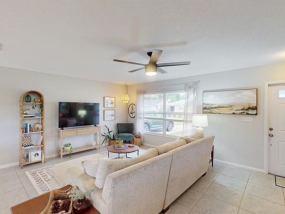 4th image of 2374 SW Woodridge Street