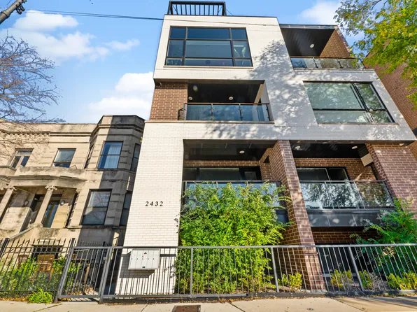 2432 W Chicago Ave #1S, Chicago, IL 60622
