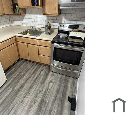 1720 Wright St #7 — Photo 14