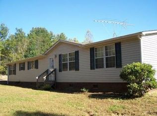 2087 Hickory Fork Rd, Walnut Cove, NC 27052