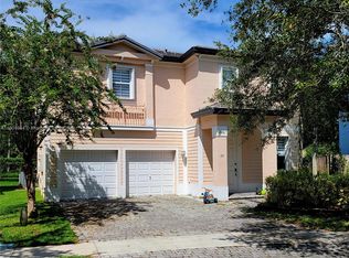 285 NE 32nd Ter, Homestead, FL 33033