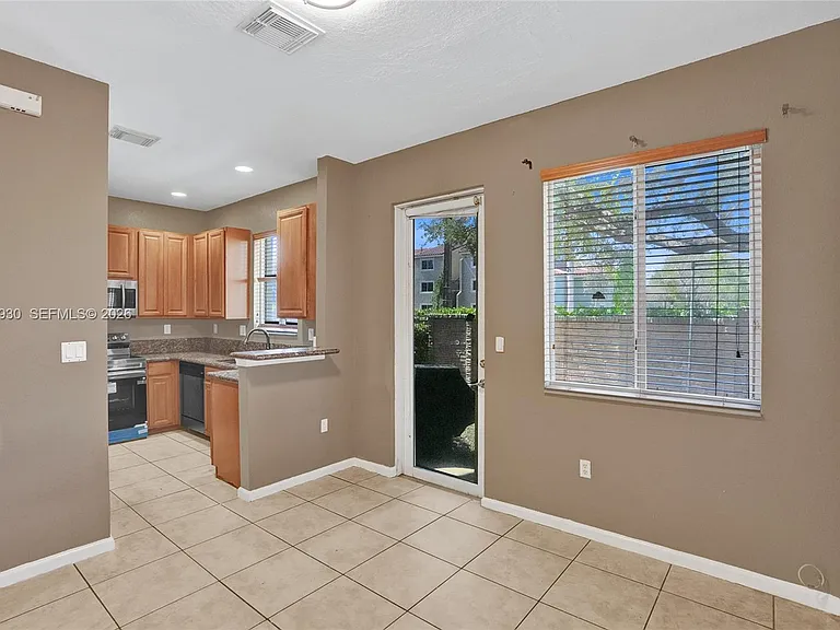 21005 NW 14th Pl #146 — Photo 3