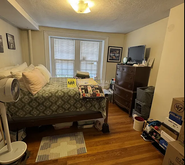 19 Joy St #1 — Photo 4