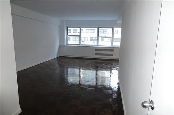 Rented by Kian Realty | media 3