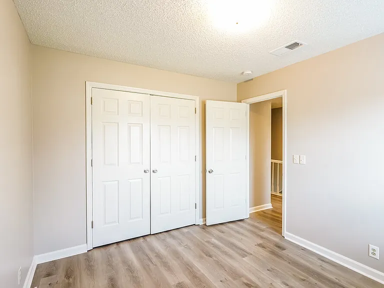 905 Traceton Ct — Photo 15