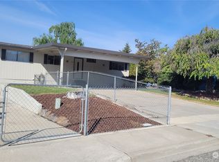 214 Ridgemont Dr, East Wenatchee, WA 98802