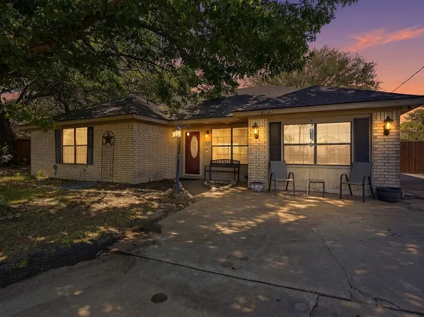4041 Country Meadows Cir, Granbury, TX 76049