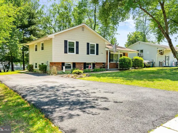 240 Courtney Dr, Elkton, MD 21921