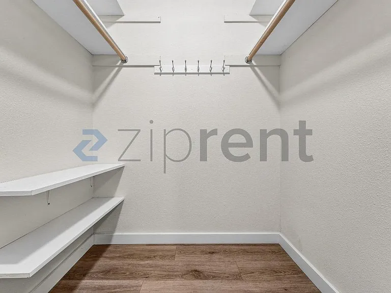 11216 Henge Dr — Photo 11