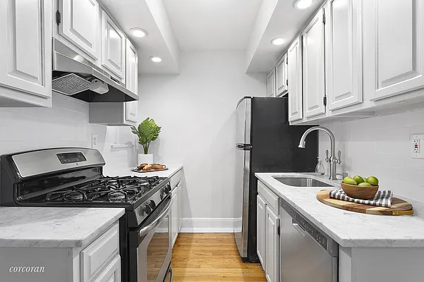 Sold by Corcoran | media 3