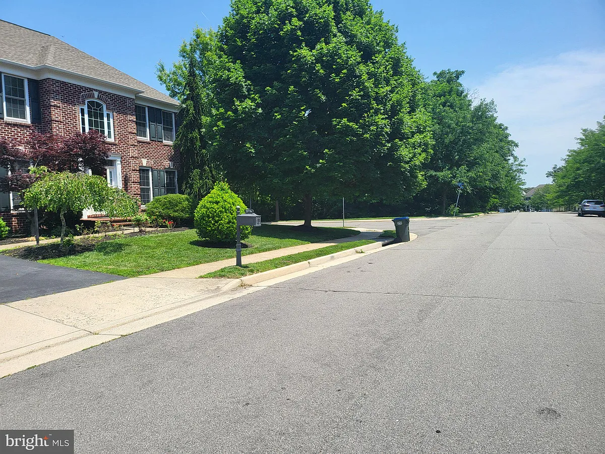Building Photo - 25794 Rawley Springs Dr