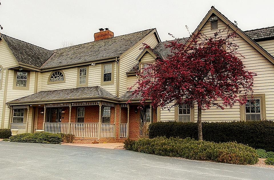1st image of 8496 Western Ave