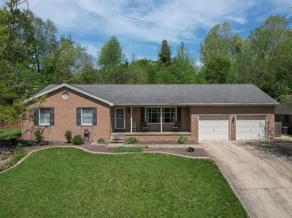 2809 Meadow Lark Ct, Evansville, IN 47720