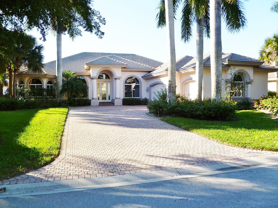 1st image of 22972 Shady Knoll Dr