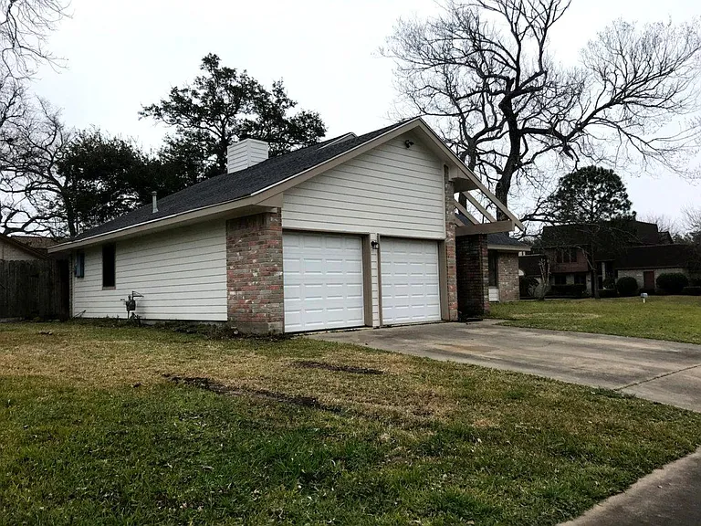 51 N Bachelor Button St — Photo 2
