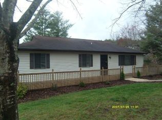 13 Trails End, Leicester, NC 28748
