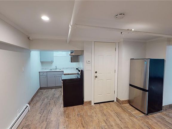 2nd image of 120 Clinton Ave