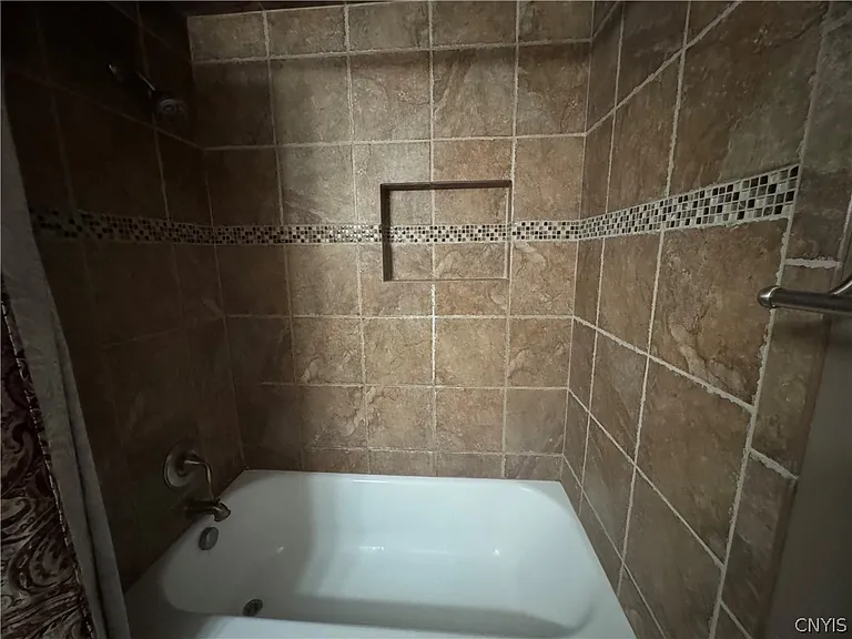 110 Lake Country Dr — Photo 31