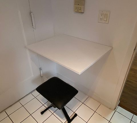 5th image of 236 E 13th St APT 16