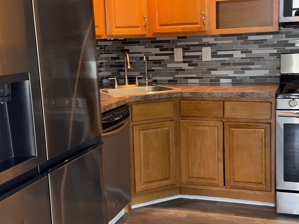 2nd image of 246 Matthews Dr #0