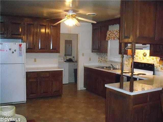 2nd image of 806 N 30th St