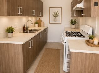 6844 Ben Ave #12, North Hollywood, CA 91605