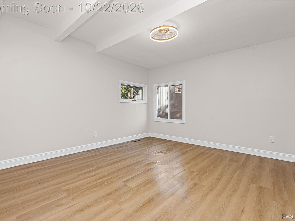 9160 Blondell Ave, photo 25