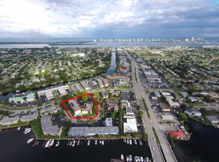 327 Southwind Dr APT 102, North Palm Beach, FL 33408