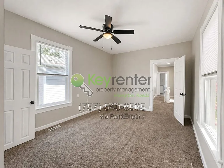 3308 Monroe St — Photo 12