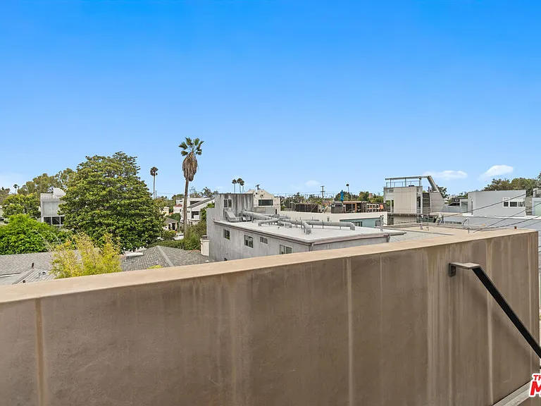 524 Rialto Ave — Photo 38