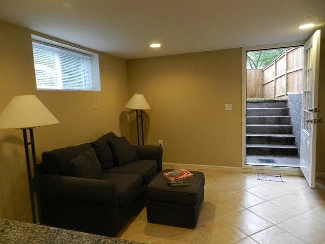 6366 Verde Ct — Photo 7