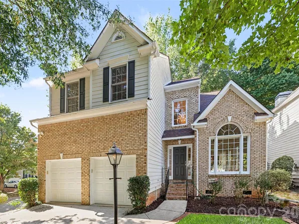 2103 Sablewood Dr, Charlotte, NC 28205