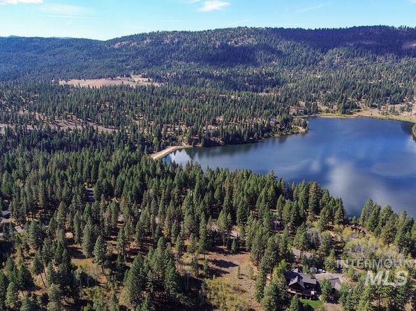 352 Blackhawk Lake Dr, McCall, ID 83638