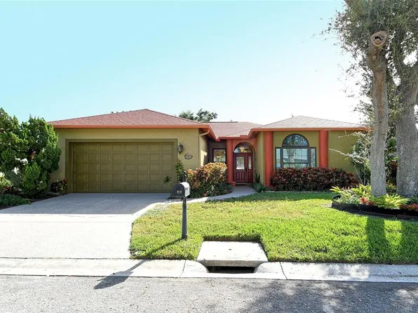 919 65th St NW, Bradenton, FL 34209