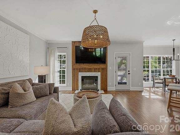 3rd image of 5408 Kuykendall Rd