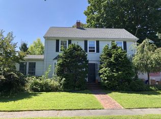 11 Leicester Rd, Marblehead, MA 01945