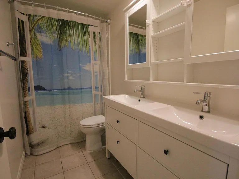 Remodeled Bathroom with double sinks!